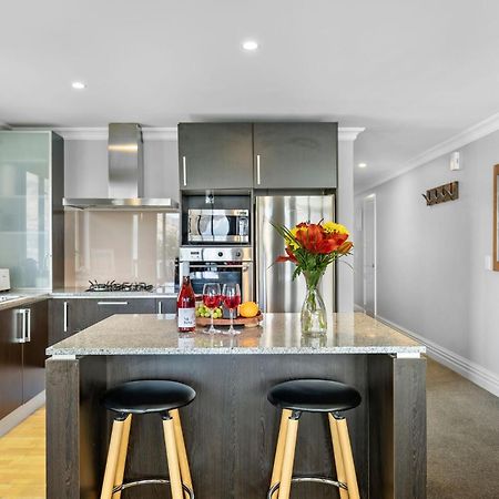 Lakefront Luxury 912 The Beacon 3 Bedroom Queenstown Dış mekan fotoğraf